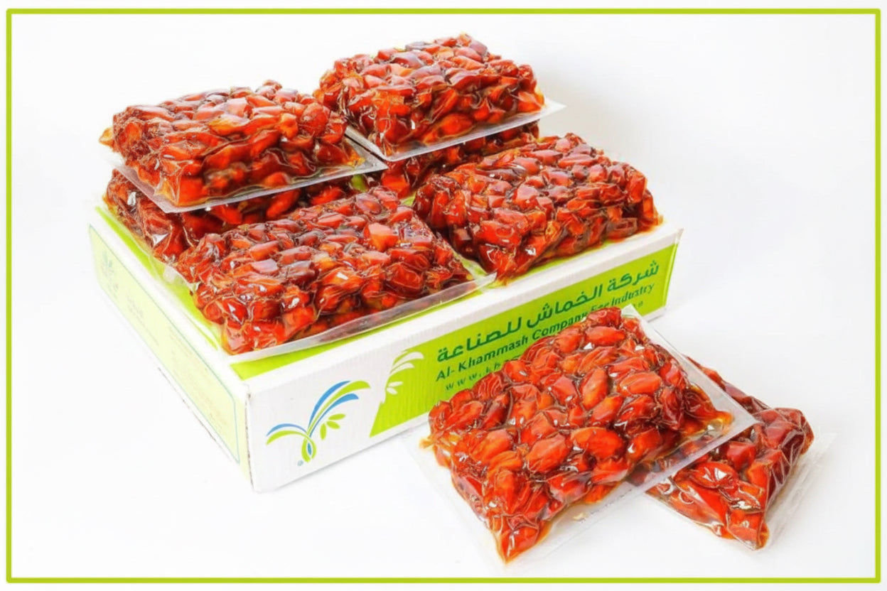 Vacuum sealed Khalas dates packs 8KG medium size – عبوات تمر خلاص فاكيوم حبة وسط وزن 8 كيلو