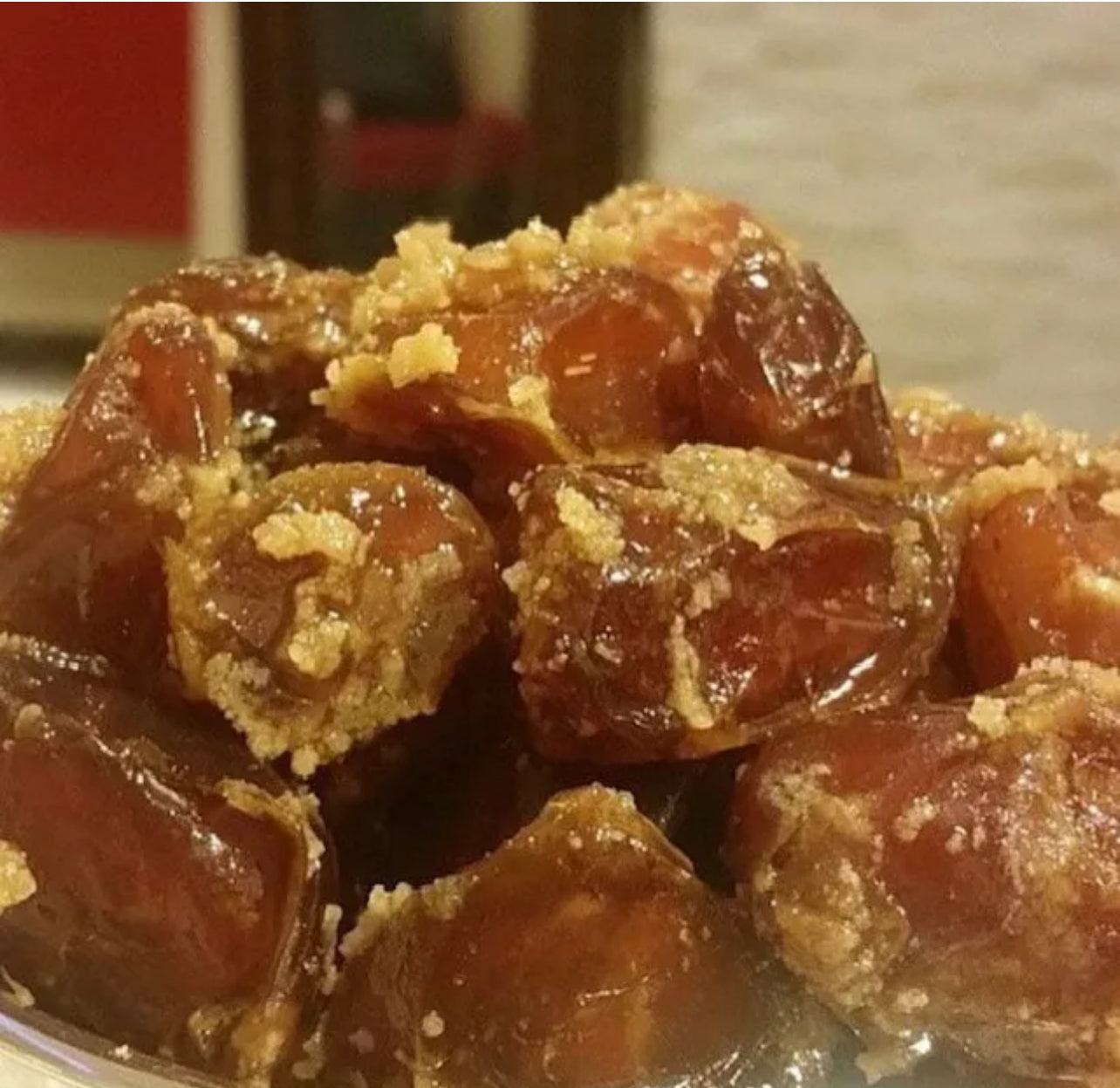 SHIPS FROM KUWAT  Crushed  Datteln dates premium   تمر خلاص مجروش